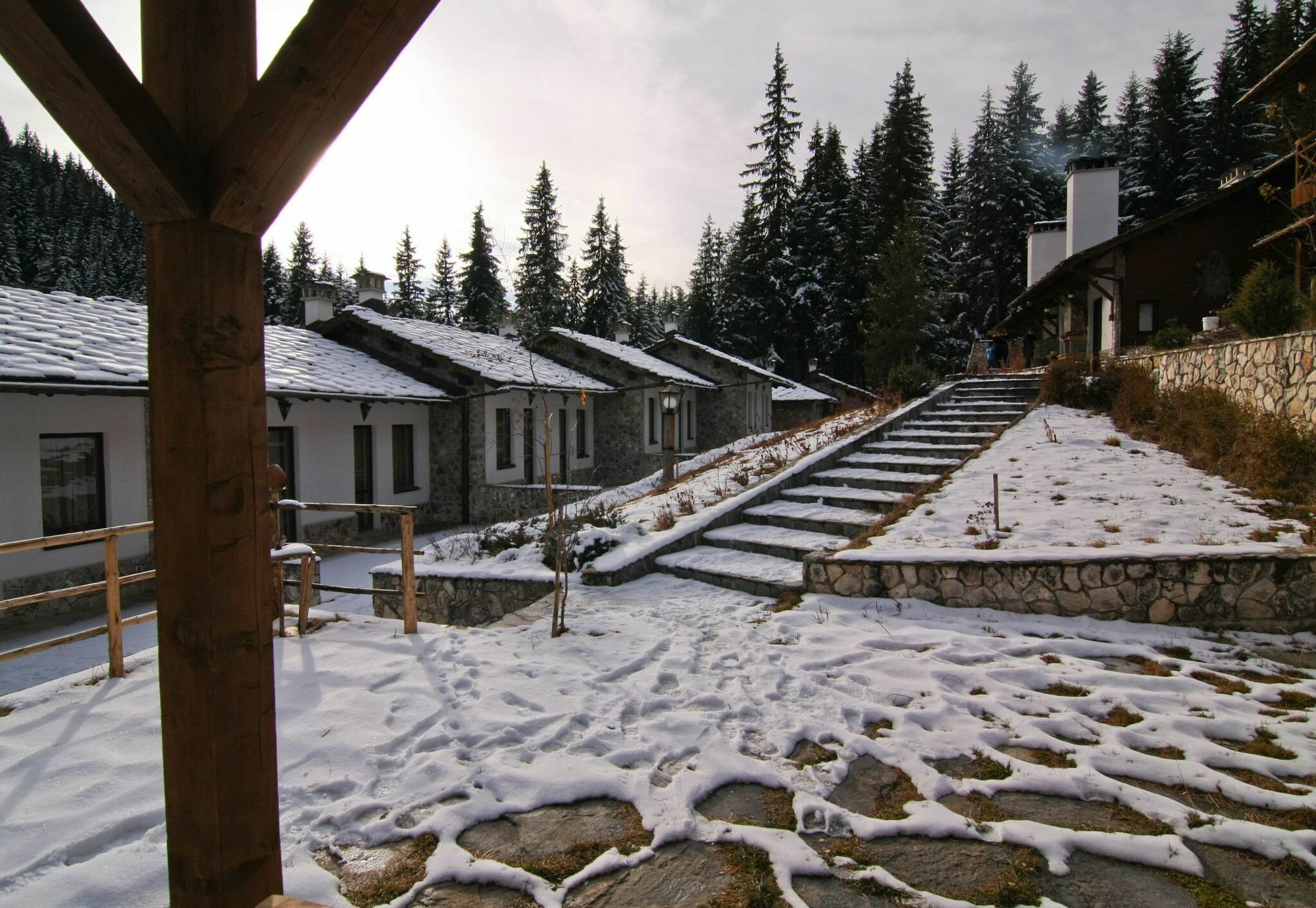 Holiday Village Kochorite Pamporovo Exterior photo